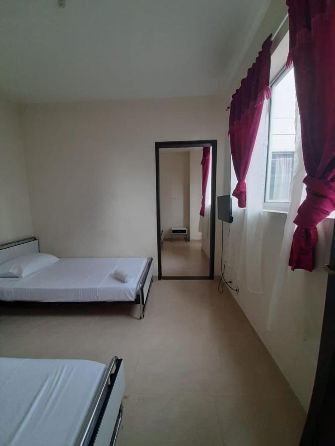 Hotel Cataluna Pereira Buitenkant foto